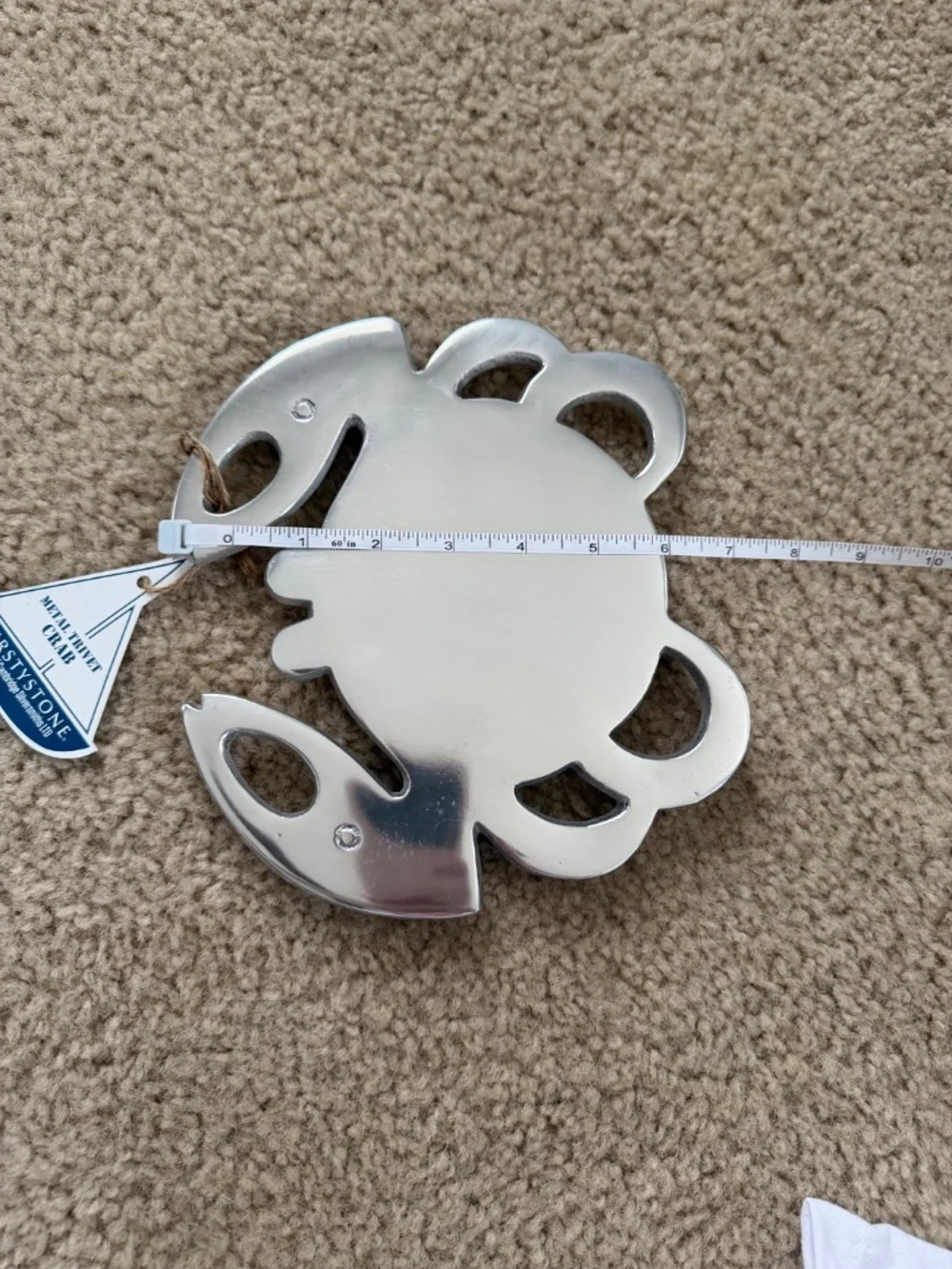 Aluminum crab trivet